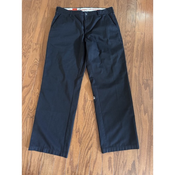 Volcom Black Straight Leg Pockets Logo Casual Chino Pants Sz 36 - Picture 1 of 9